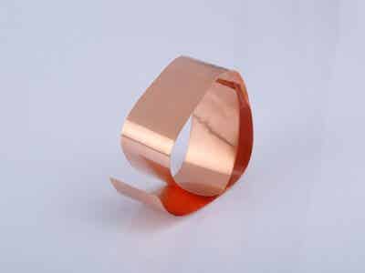 保誠電子 電池配件 導(dǎo)圓角銅帶處理